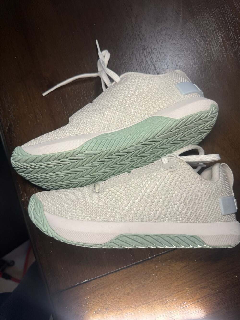 Nobull Outwork Flex Size 8 White Sneakers